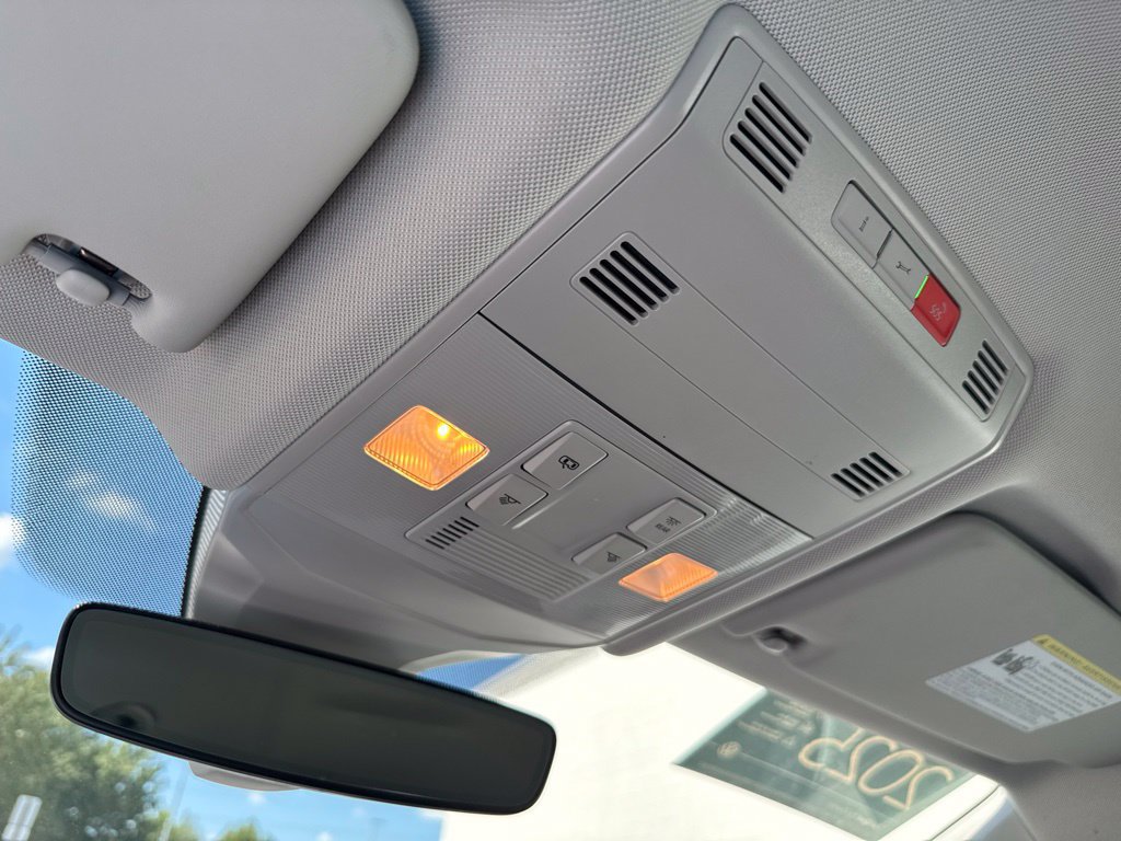 Certified 2025 Volkswagen Jetta S FWD image 27