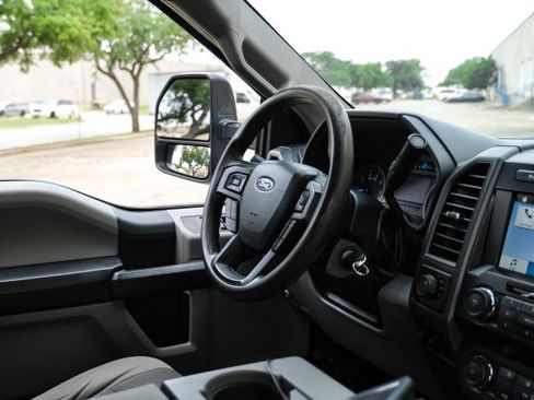 Used 2019 Ford F250 XL w/ STX Appearance Package AWD/4WD image 13