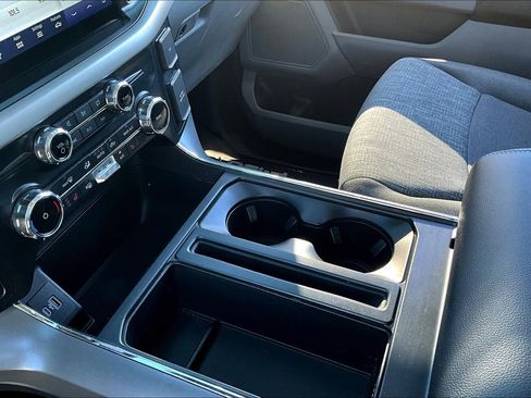 Used 2022 Ford F150 XLT w/ Equipment Group 302A High image 17