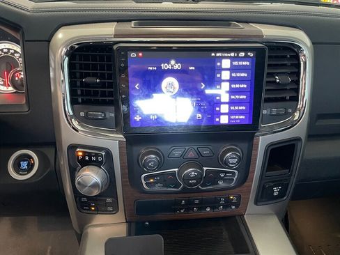 Used 2015 RAM 1500 Laramie w/ Convenience Group AWD/4WD image 14