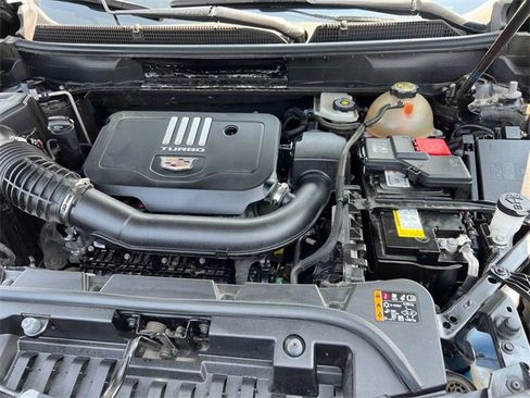 Certified 2022 Cadillac XT5 Premium Luxury image 10