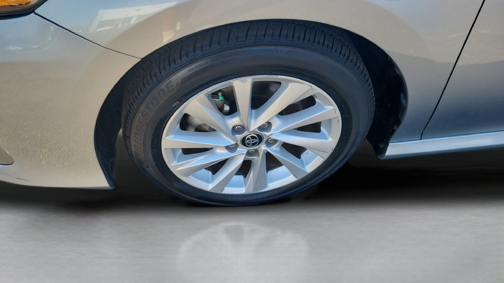 Used 2024 Toyota Camry LE w/ Convenience Package FWD image 25