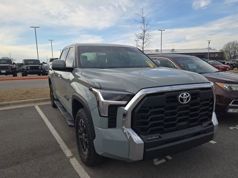 Used 2023 Toyota Tundra SR5 w/ TRD Off-Road Premium Package image 4