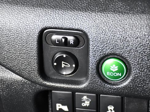 Used 2021 Honda Pilot Touring image 35