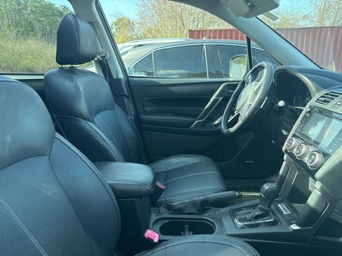 Used 2018 Subaru Forester 2.5i Touring image 12