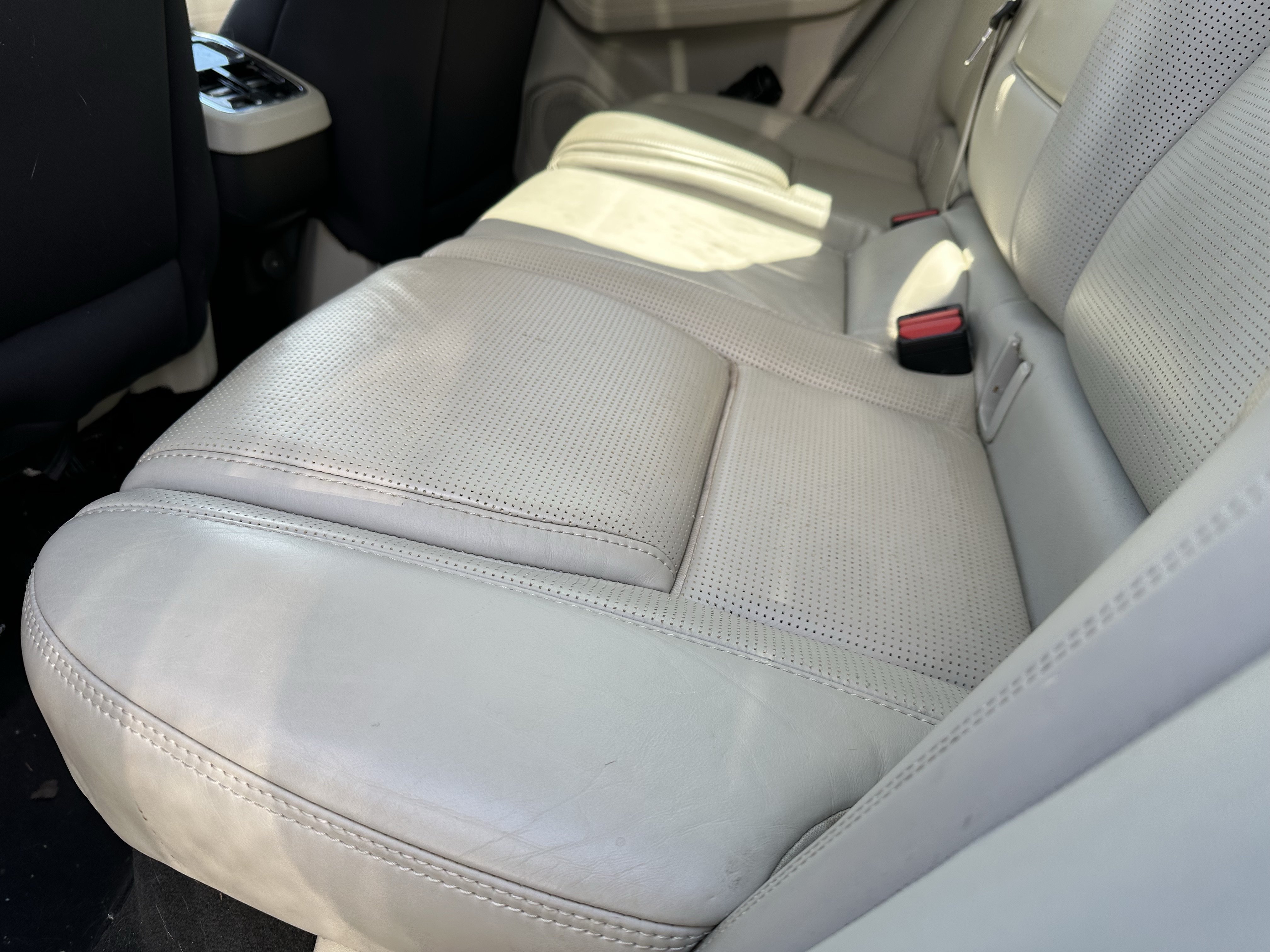 Used 2021 Volvo XC60 T6 Inscription w/ Protection Package Premier AWD/4WD image 30