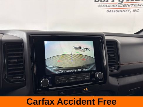 Used 2024 Nissan Frontier PRO-4X w/ Off-Road Protection Package image 3