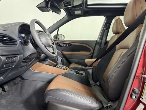 Certified 2025 Subaru Forester Touring AWD/4WD image 4