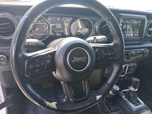 Used 2022 Jeep Wrangler Unlimited Sport AWD/4WD image 13