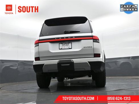 Used 2024 Lexus GX 550 550 Overtrail+ image 32