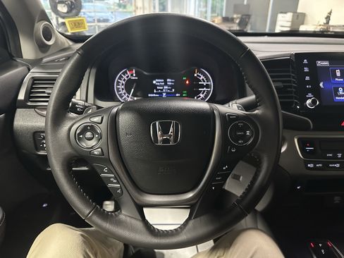 Used 2023 Honda Ridgeline RTL image 11