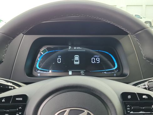 New 2026 Hyundai Elantra SEL Sport Premium FWD image 9