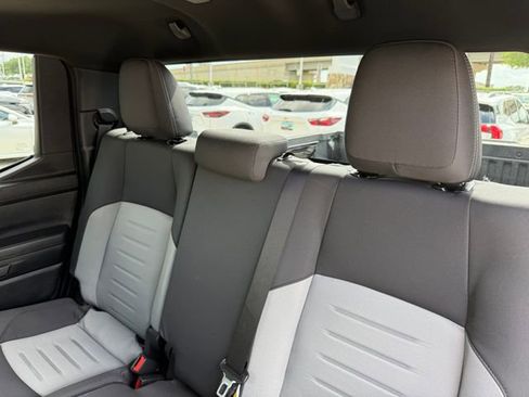 Used 2025 Toyota Tacoma TRD Sport image 30