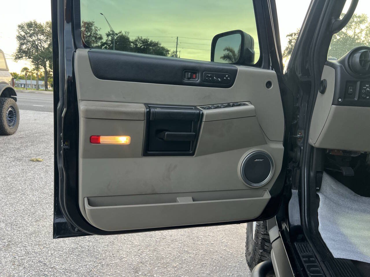 Used 2006 HUMMER H2 SUT AWD/4WD image 29