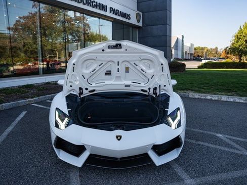 Used 2015 Lamborghini Aventador LP 700-4 image 35