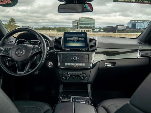 Certified 2018 Mercedes-Benz GLS 450 4MATIC image 21