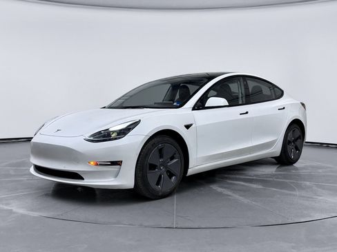 Used 2022 Tesla Model 3 Long Range AWD/4WD image 1