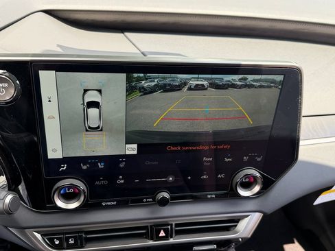 New 2026 Lexus RX 450h AWD image 18