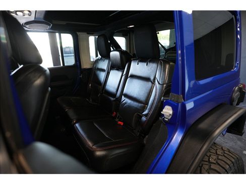 Used 2019 Jeep Wrangler Unlimited Rubicon AWD/4WD image 12