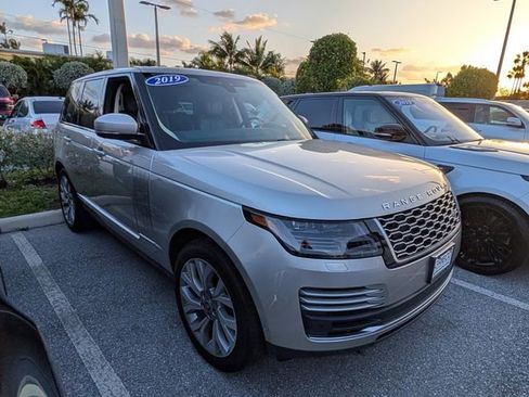 Used 2019 Land Rover Range Rover HSE AWD/4WD image 2