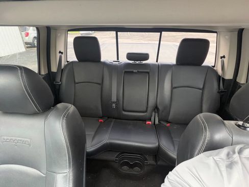 Used 2017 RAM 3500 Laramie w/ Snow Chief Group AWD/4WD image 8