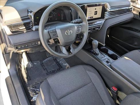 Used 2025 Toyota Camry LE FWD image 10