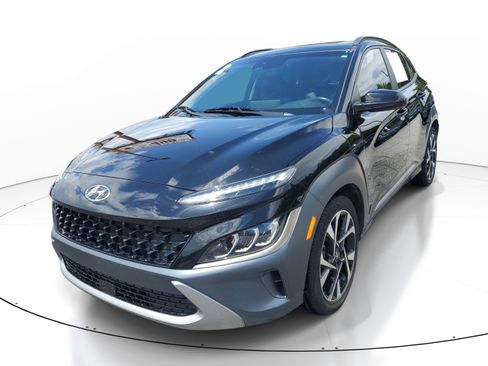 Used 2022 Hyundai Kona Limited FWD image 3