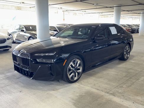 Used 2024 BMW 760i xDrive 760i xDrive w/ Executive Package image 4
