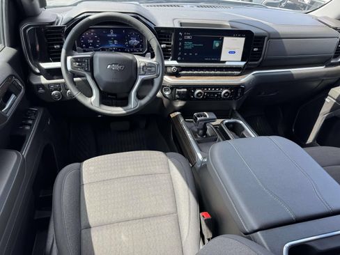 Used 2024 Chevrolet Silverado 1500 RST AWD/4WD image 2