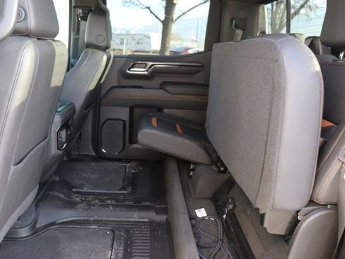 Used 2022 GMC Sierra 1500 AT4 w/ AT4 Preferred Package image 15