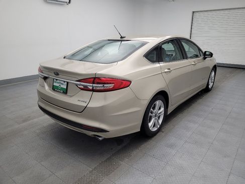 Used 2018 Ford Fusion S image 9