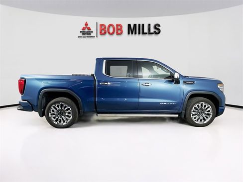Used 2024 GMC Sierra 1500 Denali Ultimate image 8