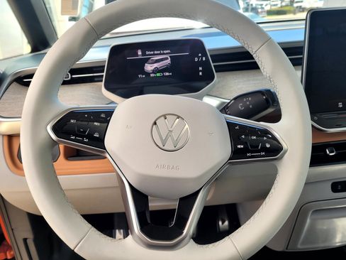 New 2025 Volkswagen ID. Buzz Pro S Plus image 12