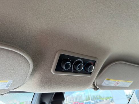 Used 2025 Chevrolet Express 3500 LT w/ LT Preferred Equipment Group RWD image 25