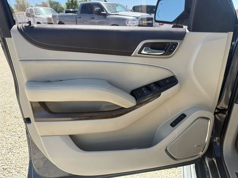 Used 2018 GMC Yukon Denali w/ Enhanced Security Package AWD/4WD image 30