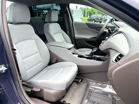 Used 2025 Chevrolet Malibu LT image 61
