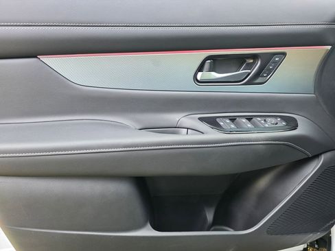 New 2026 Nissan Murano Platinum AWD/4WD image 17
