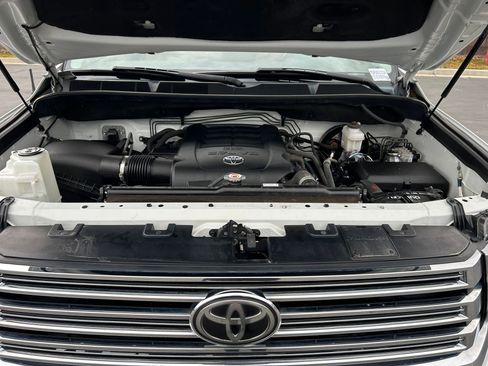 Certified 2019 Toyota Tundra 1794 Edition image 32