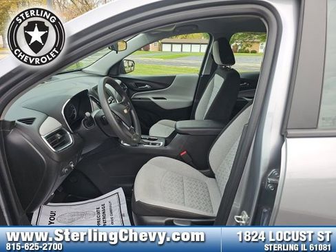 Used 2023 Chevrolet Equinox LS image 9