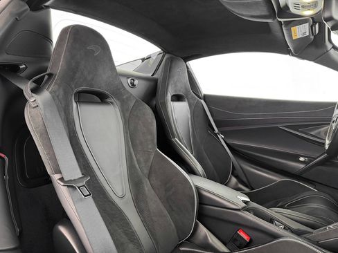 Used 2022 McLaren 720S Performance image 25