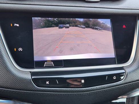 Used 2020 Cadillac XT5 Premium Luxury AWD/4WD image 18