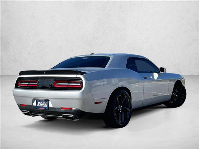 Used 2021 Dodge Challenger R/T w/ Blacktop Package RWD image 2