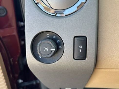 Used 2012 Ford F250 Lariat w/ Chrome Pkg image 38