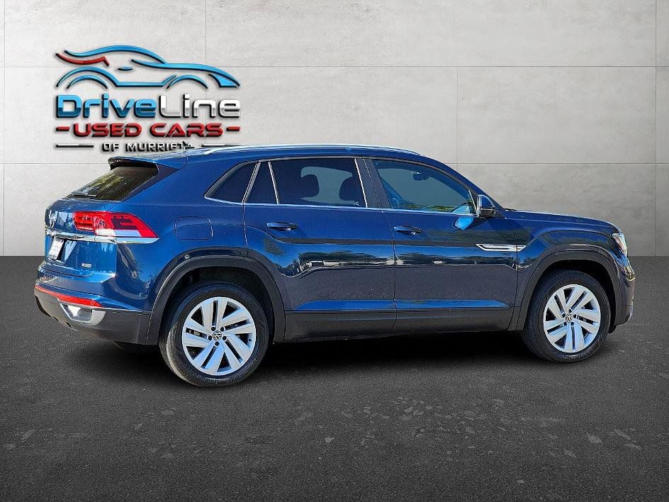 Used 2020 Volkswagen Atlas Cross Sport SE AWD/4WD image 2