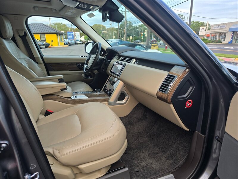 Used 2018 Land Rover Range Rover Long Wheelbase Supercharged AWD/4WD image 17
