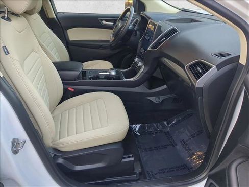 Used 2024 Ford Edge SE image 21