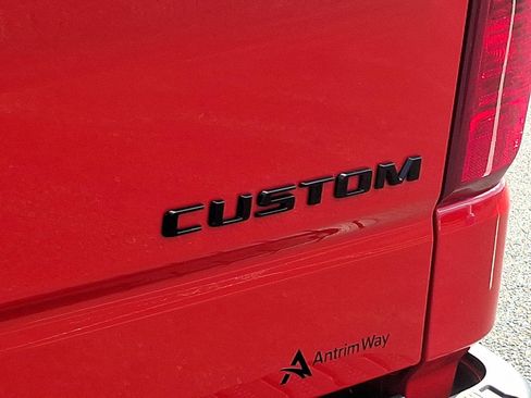Used 2022 Chevrolet Silverado 1500 Custom w/ LPO, Dark Essentials Package AWD/4WD image 32