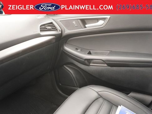 Used 2024 Ford Edge SEL w/ Convenience Package AWD/4WD image 30