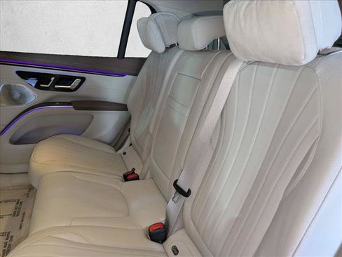 Certified 2023 Mercedes-Benz EQS 580 4MATIC SUV image 18