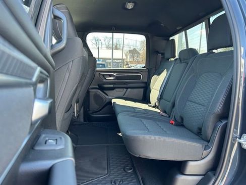 New 2026 RAM 1500 4x4 Crew Cab image 18